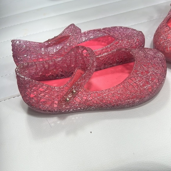 Girls size 11 shoes - Picture 4 of 4